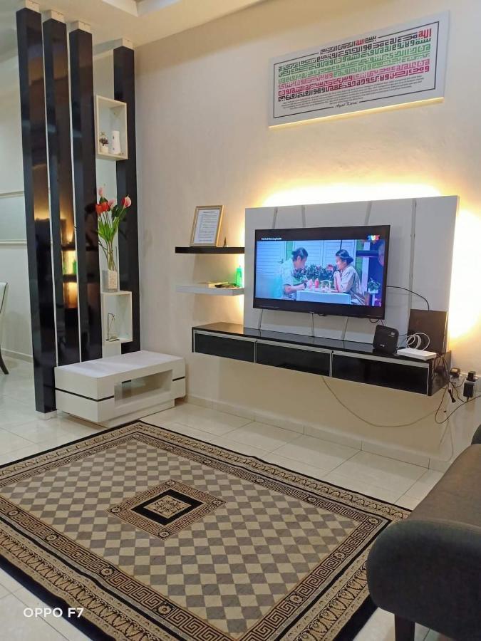 Melissa Homestay Merlimau Ngoại thất bức ảnh